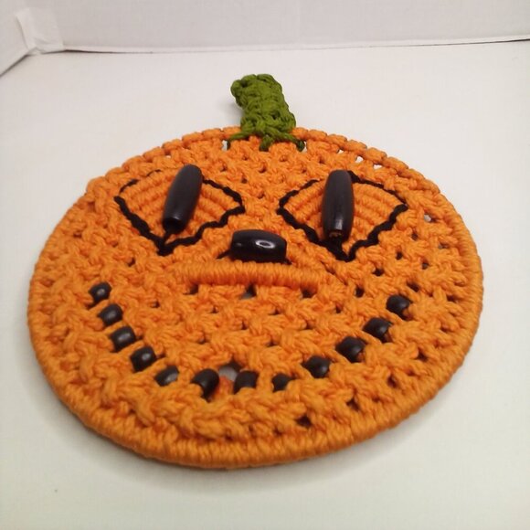 Vintage Macrame Jack O Lantern Pumpkin Handmade Halloween Wall Decor - Picture 1 of 13